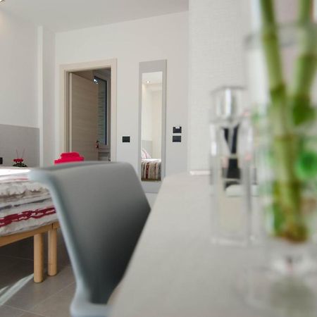 Varese Comfort Room Zewnętrze zdjęcie